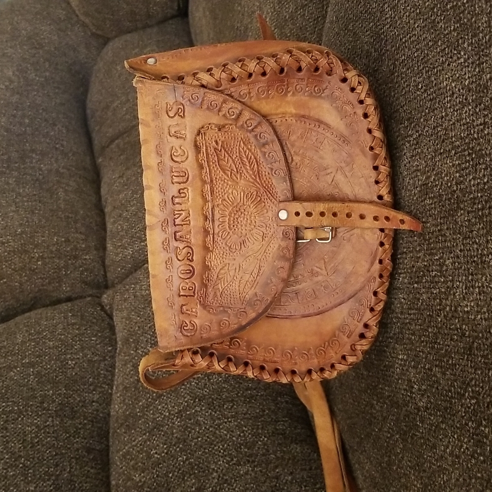 Handmade Leather Pursue